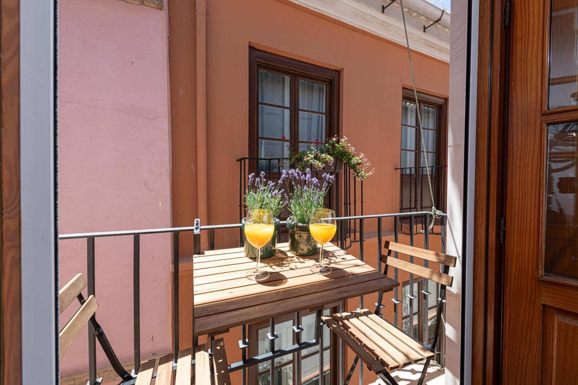 Iloftmalaga City Center Екстериор снимка